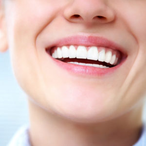 Cuidados básicos tras ponerte implantes dentales